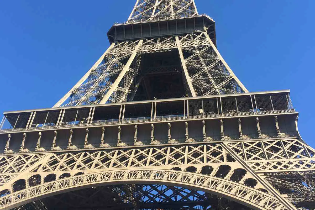 Eiffel Tower, (c) Widewalls