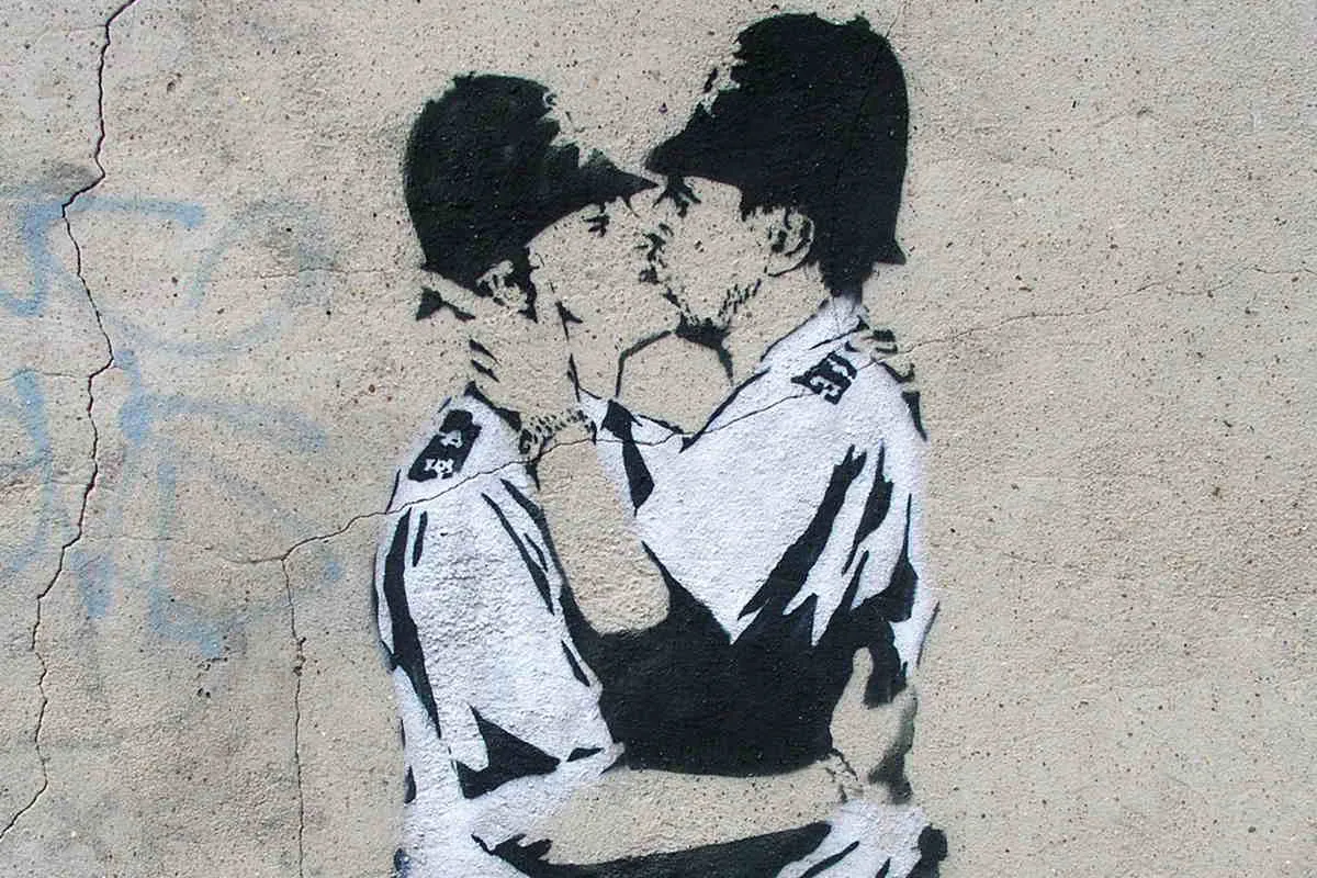 【海外限定】Mighty Jaxx-Banksy Kissing Coppers Kissing Coppers By BRANDALISED x Mighty Jaxx - The Toy Chronicle