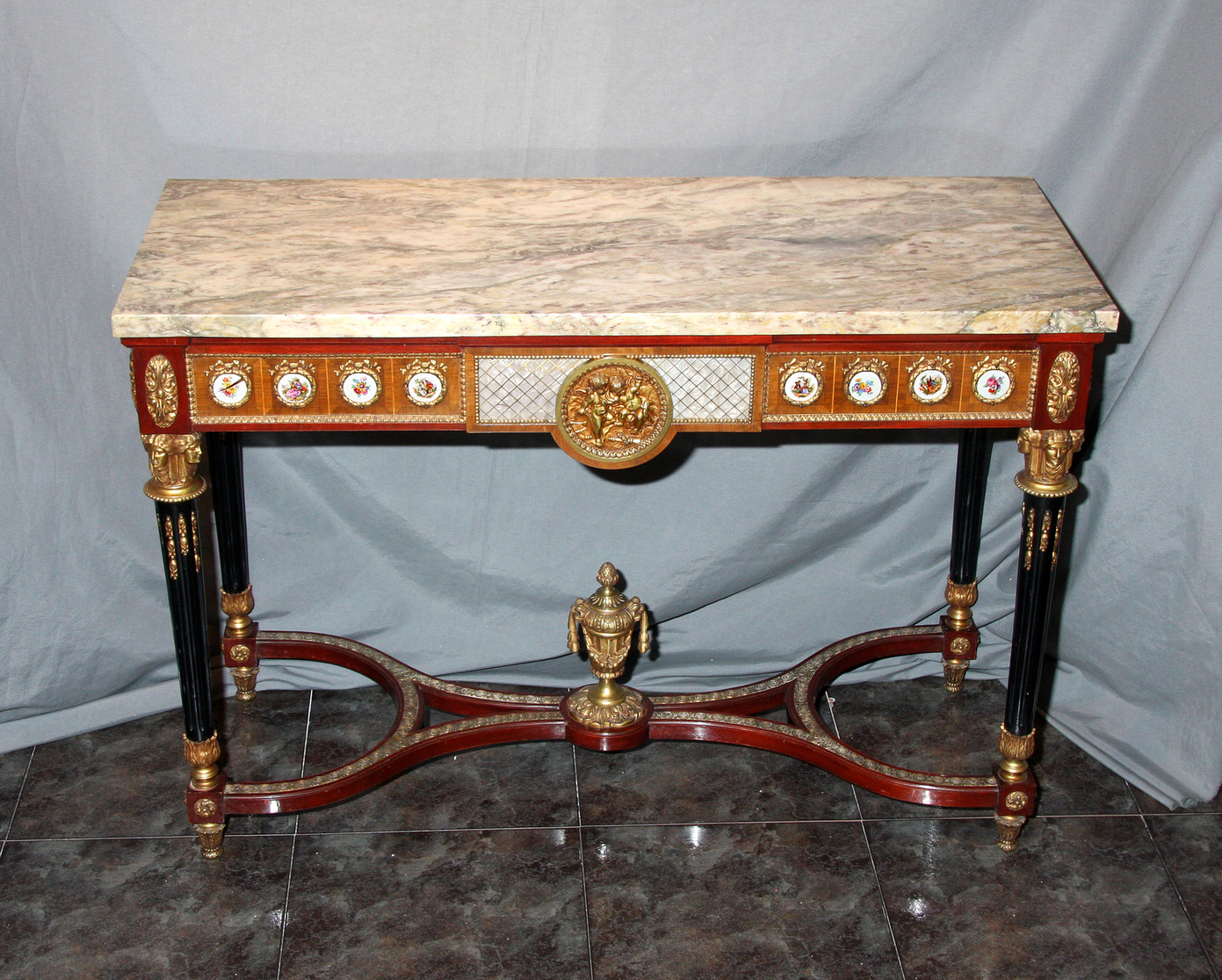 auction-image