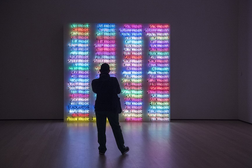 [アート] Bruce Nauman LIVE OR DIE アートブック One Hundred Live and Die (1984) by Bruce Nauman – Artchive
