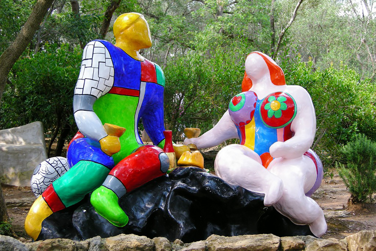 Getting Mesmerized by Niki de Phalle's Tarot Garden |