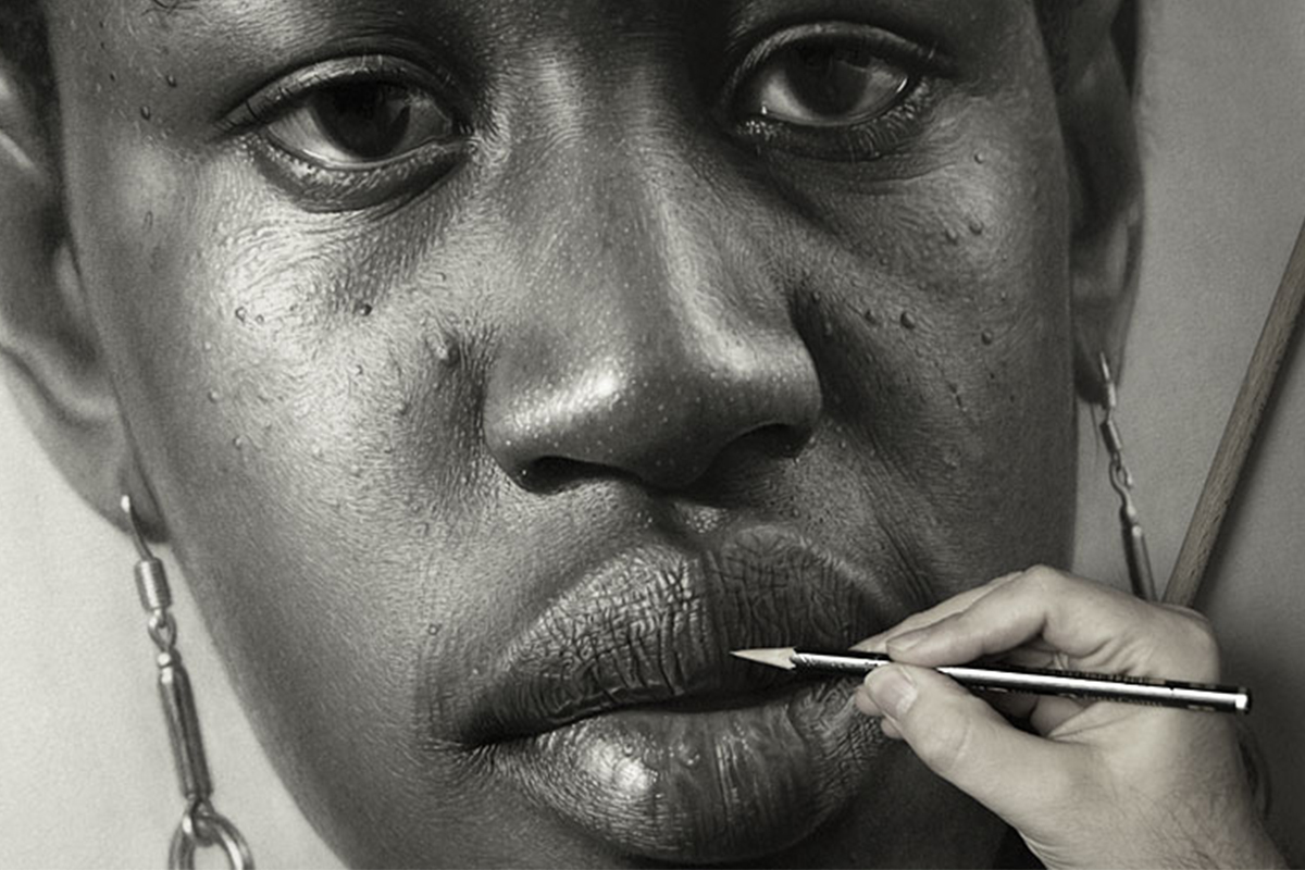 Artist Creates Lifelike Portraits with His Photorealistic Painting Skills