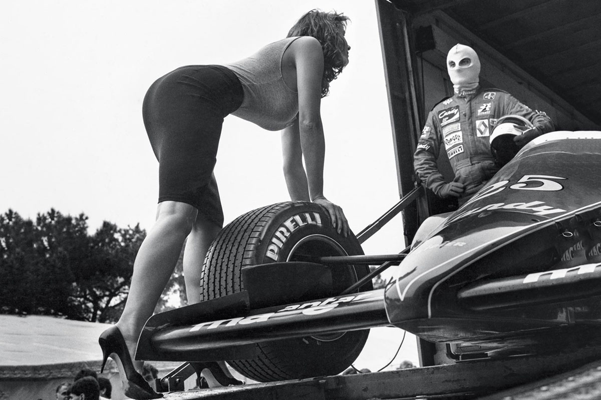 Pirelli Calendar and the Long History of Beauty and Eros | Widewalls