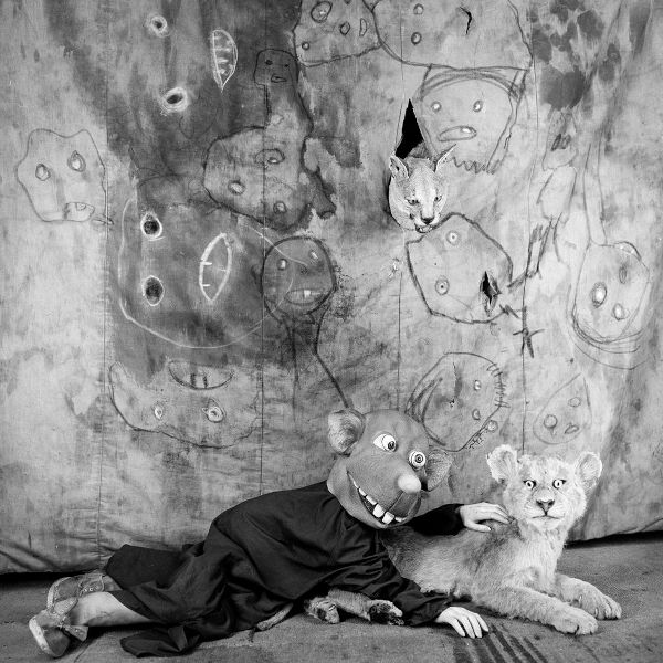 Roger Ballen - Best Friends, 2016