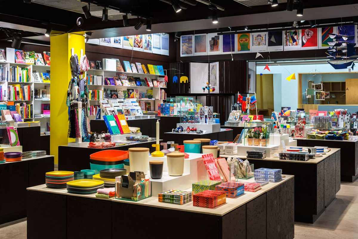 10 Intriguing Museum Shops Around the World