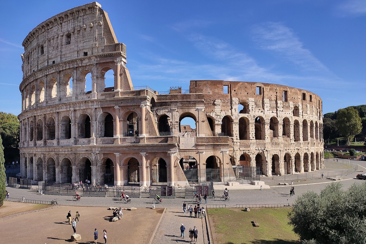 Rome’s Priceless Monument Has a New Price; Experts Estimate Colosseum’s ...