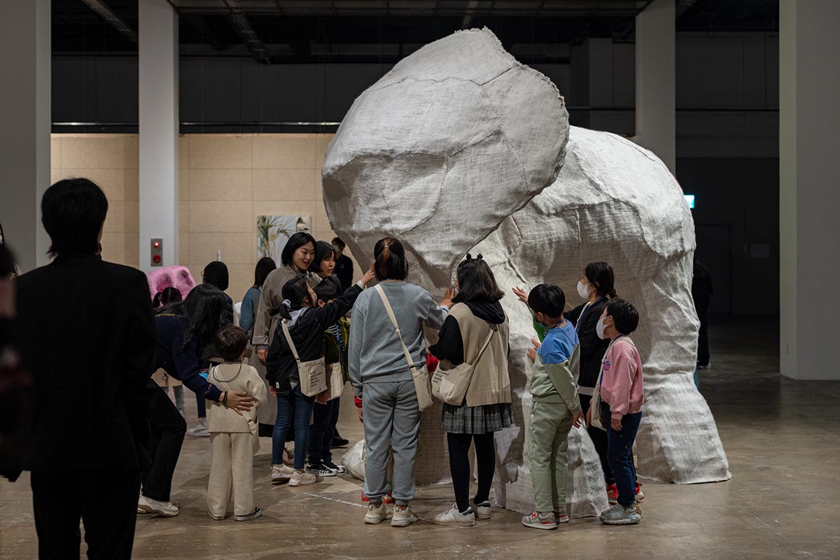 Gwangju biennale ends park seo bo art prize after only two years